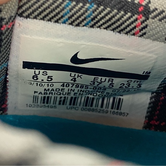 Nike grey gray Capri Low Top Court Sneakers - Picture 5 of 6